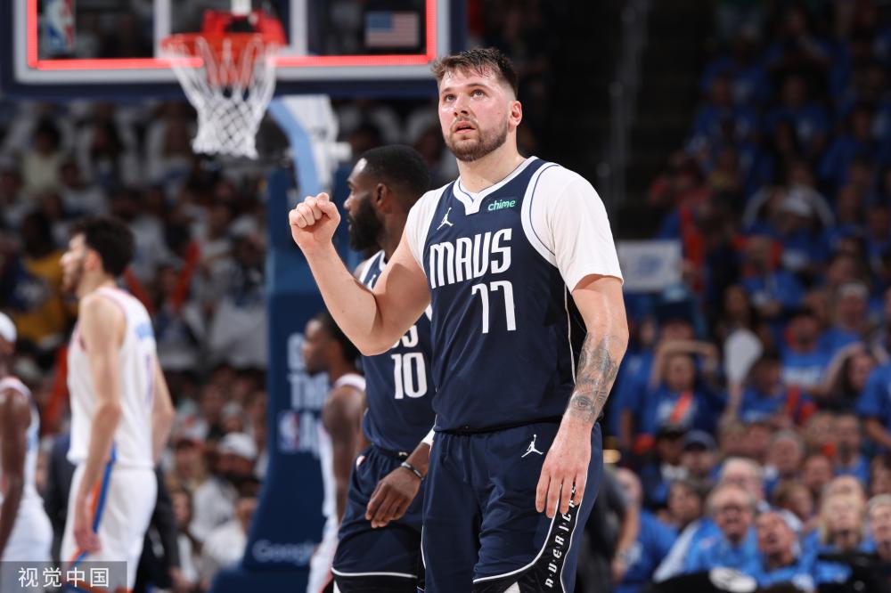 甲舞台上的 甲舞台上的