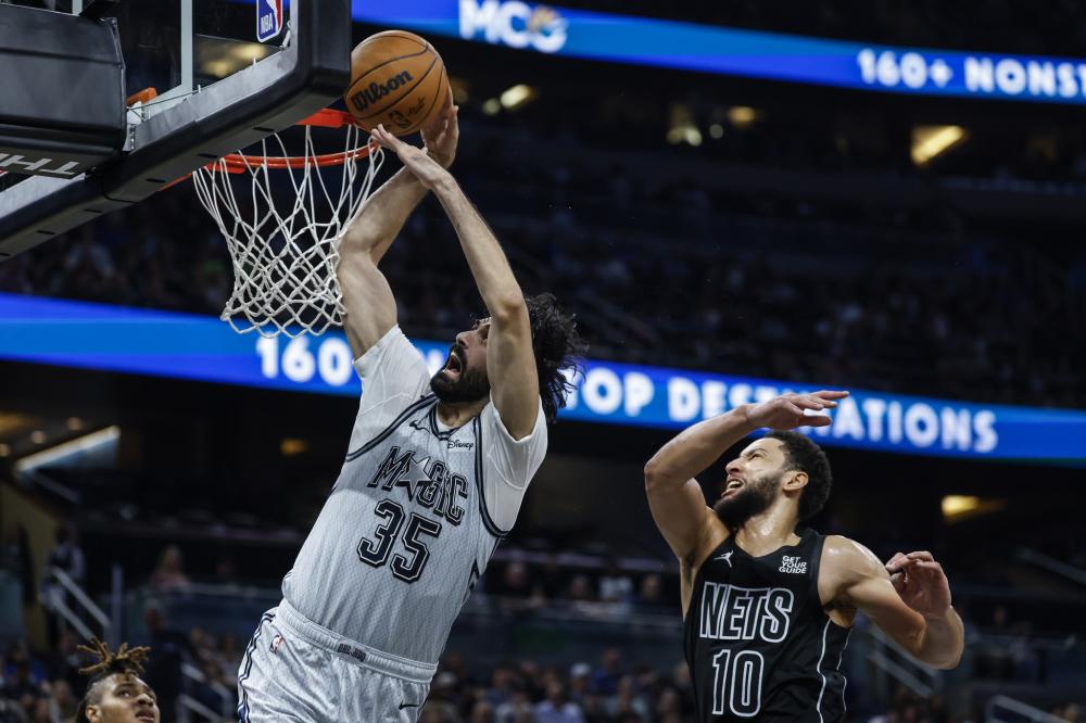 在詹姆斯身 在詹姆斯身